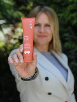 Francouzská opalovací řada MIDI 12 kombinuje vysokou ochranu, lehké textury a příjemné vůně, které si zamiluješ na první...